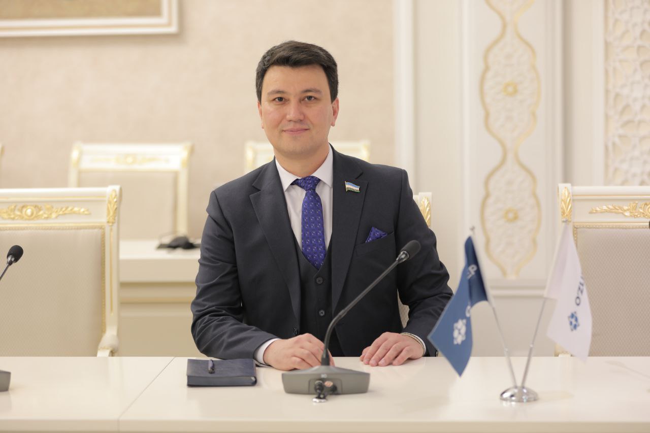 Siz mast jinsiy aloqada bolgansiz Pionerlar lagerida chiroyli jinsiy aloqa haqida